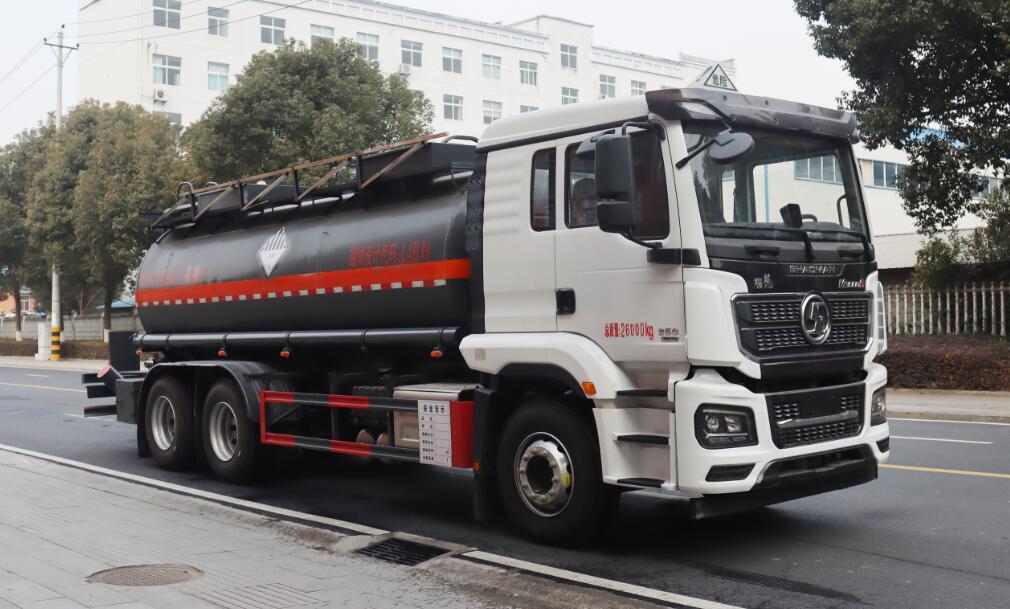 HLW5260GZWS6型雜項危險物品罐式運輸車