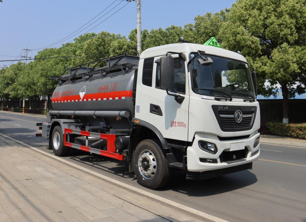 HLW5181GZWDF6型雜項危險物品罐式運輸車